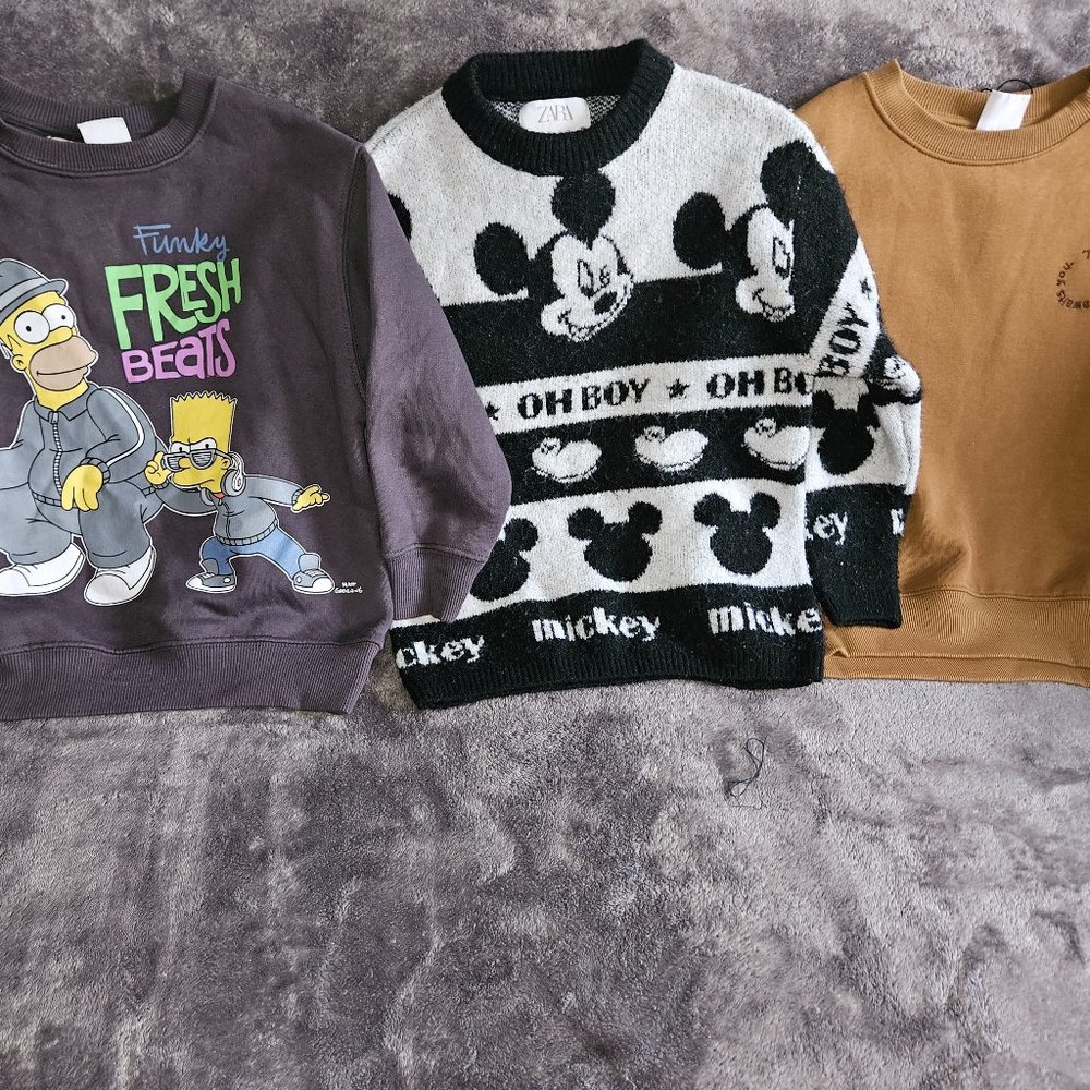 Boys Crew Neck Sweaters Size 7